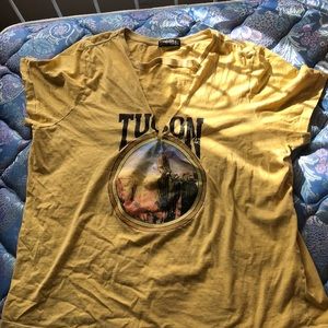 Plus size graphics t-shirt